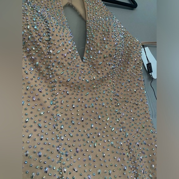 NWT La Femme Champagne Beaded Key Neck Mock Neck Evening Gown / Formal Dress - Picture 5 of 8